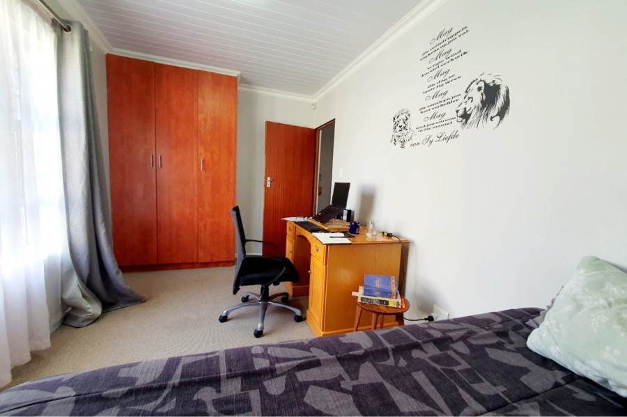 2 Bedroom Property for Sale in Dana Bay Western Cape